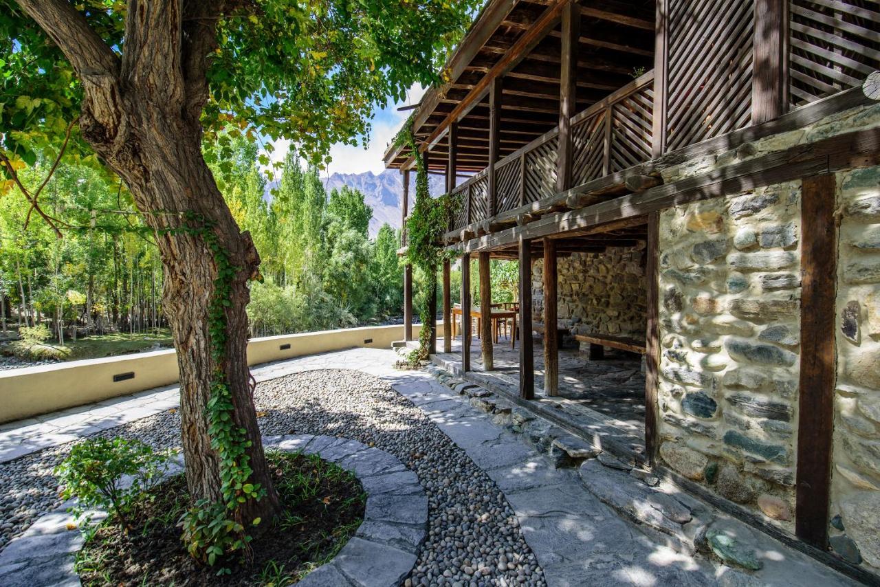 Serena Shigar Fort Hotel Екстериор снимка